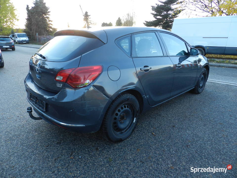 Opel Astra J klima 14i 5 drzwi nieuszkodzony Olsztyn