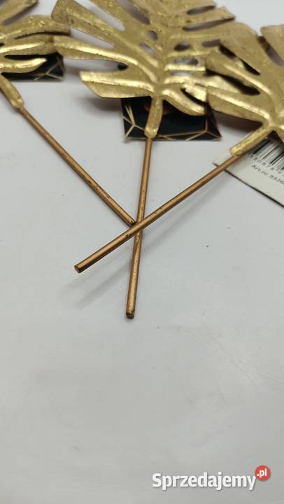 Trzy dekoracyjne metalowe liście monstera