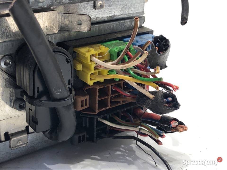 RADIO AUDI A6 C5 4B0035192E 9705 ODTWARZACZ Części samochodowe