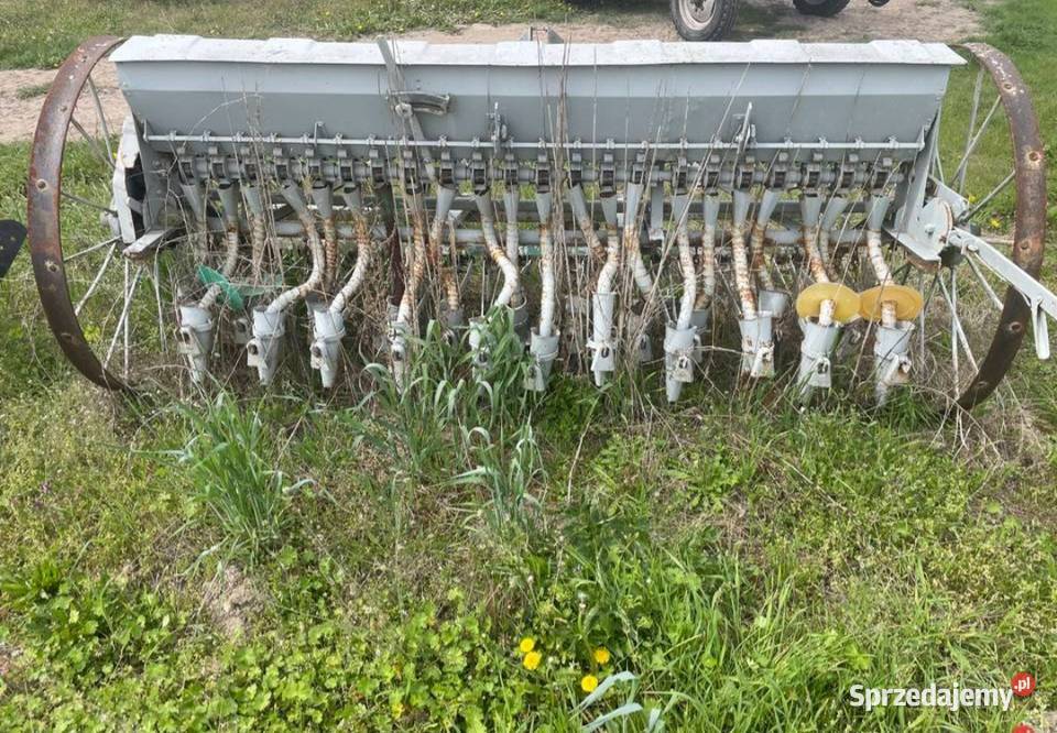 Siewnik konny Agromasz Siewniki i sadzarki