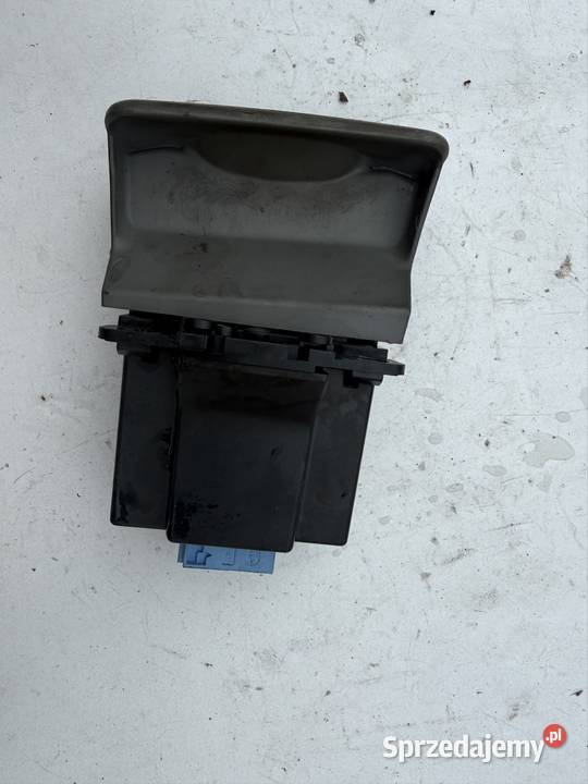 przycisk elektrycznego hamulca ręcznego Renault sprzedam