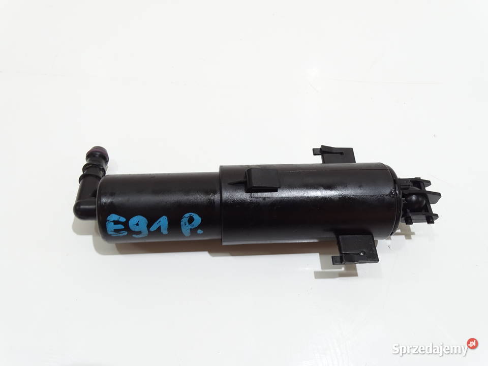 DYSZA SPRYSKIWACZ LAMPY PRAWY BMW E90 E91 OE osobowe Strzyżewice sprzedam