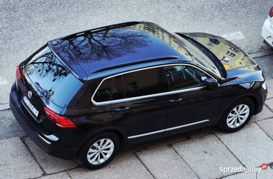 VW Tiguan TDI 2l 2019 135000 DSG czarny idealny 2000cm3 Szczecin
