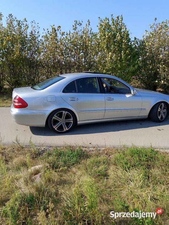 MercedesBenz w211 E Klasa USA 224KM Garbów sprzedam