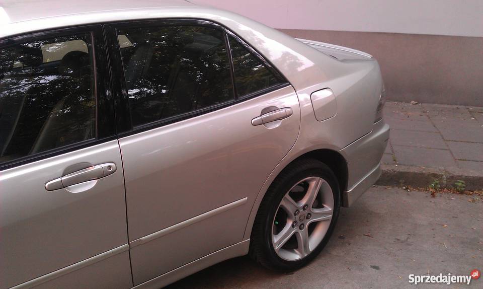Lexus IS 200 prod 2001 sprzedam radio / CD Kraków