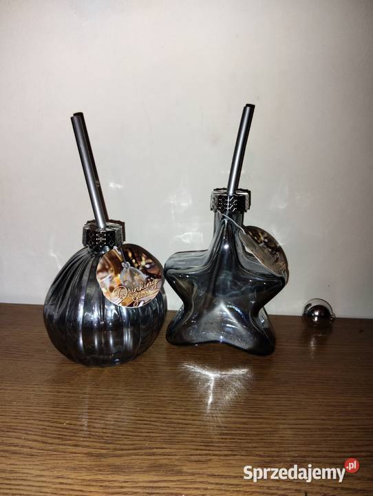 szklanki w kształcie bąbki i gwiazdy Krzesin