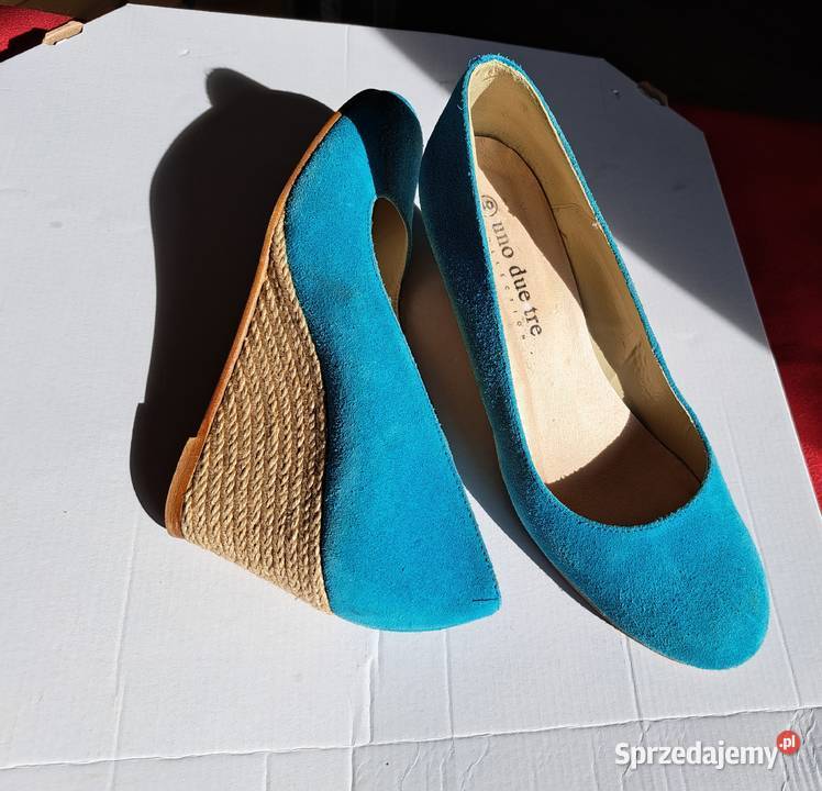 Pełne damskie buty na koturnie rozmiar 40 Czchów