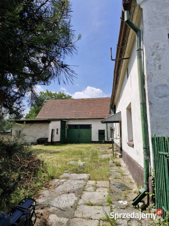 Dom stodoła na działce usługowosiedliskowej 18 cegła Godzikowice