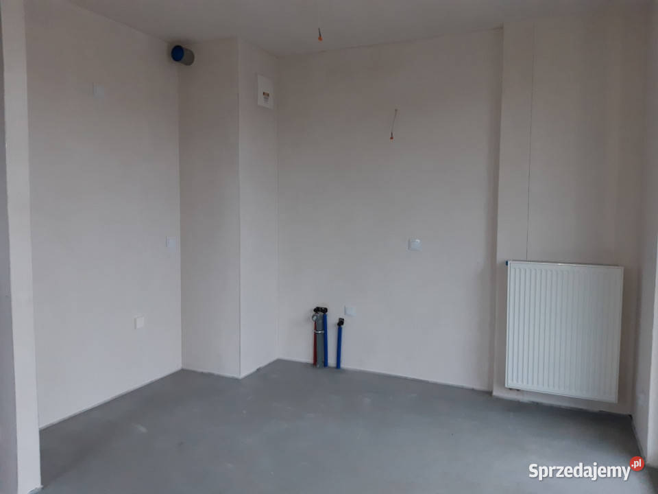 Z widokiem na 3 strony dodatkowo garaż i komórka Mieszkania Warszawa