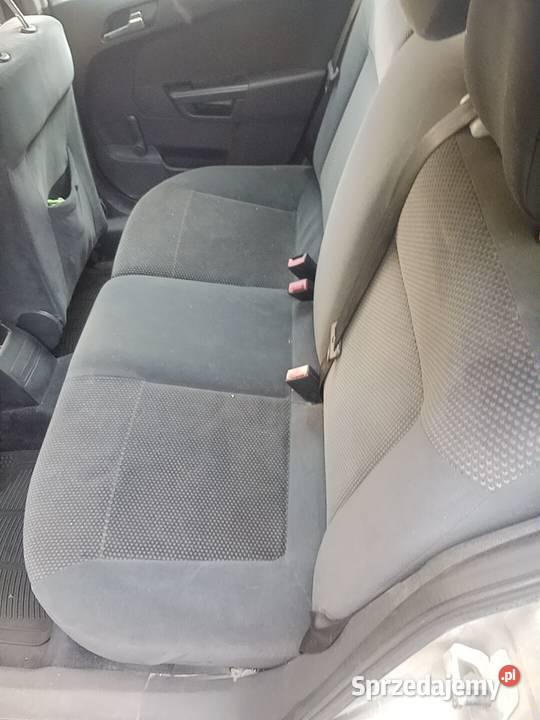 Opel Astra H 18benzyna 2005r Klima Ważne OC sprzedam