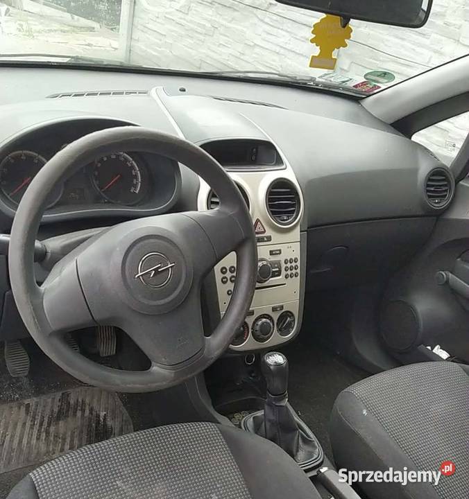 Corsa 10 2009 zarejestrowana sprawna wielkopolskie Poznań sprzedam