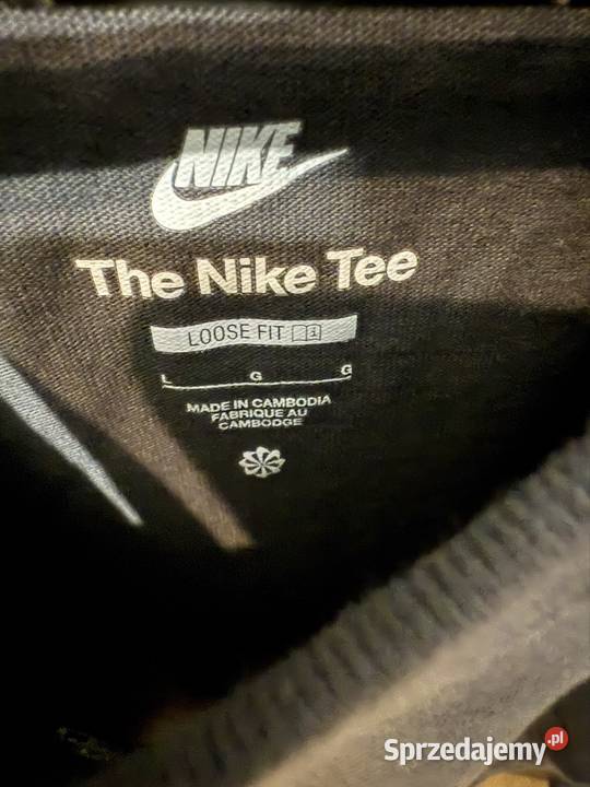 Tshirt Koszulka Oryginalna Nike L Sportswear Kłobuck sprzedam