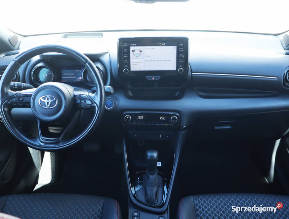 Toyota Yaris 15 Hybrid łódzkie sprzedam