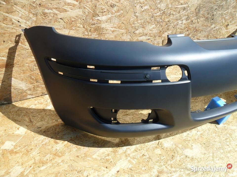 ZDERZAK PRZEDNI Toyota Yaris 2003 zamiennik Nowy Tomyśl