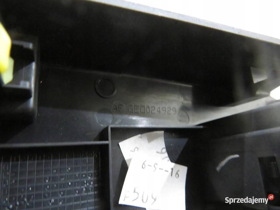 PRZEŁĄCZNIK SZYB PRZÓD AURIS II LIFT 16 D4D