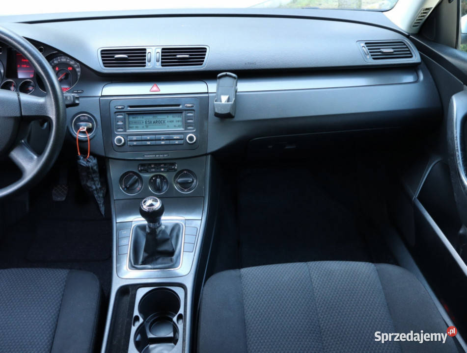 VW Passat 16 FSI hak mazowieckie Piaseczno