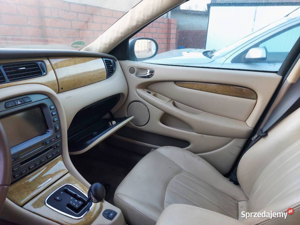 Jaguar xtype w całości na części uszkodzony Świdwin sprzedam