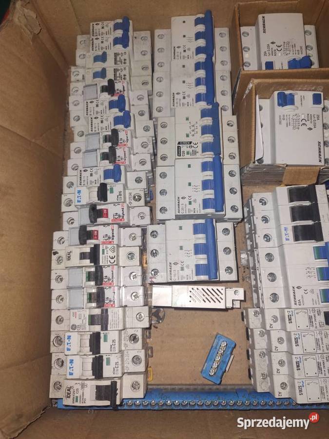 Sprzedam pozostałe bezpieczniki różne rodzaje Pozostałe Złotów