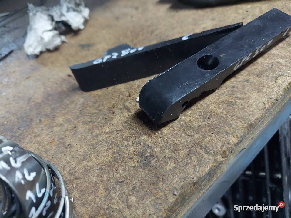 Kawasaki GPZ 500 ślizgi łańcucha łańcuszka Pozostałe Jelenia Góra sprzedam