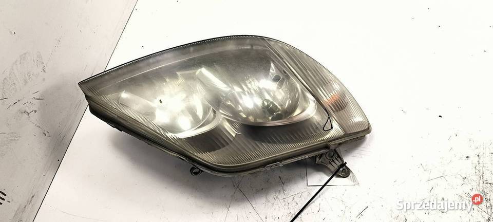 LAMPA PRAWA PRZÓD TOYOTA COROLLA E12 Lipno