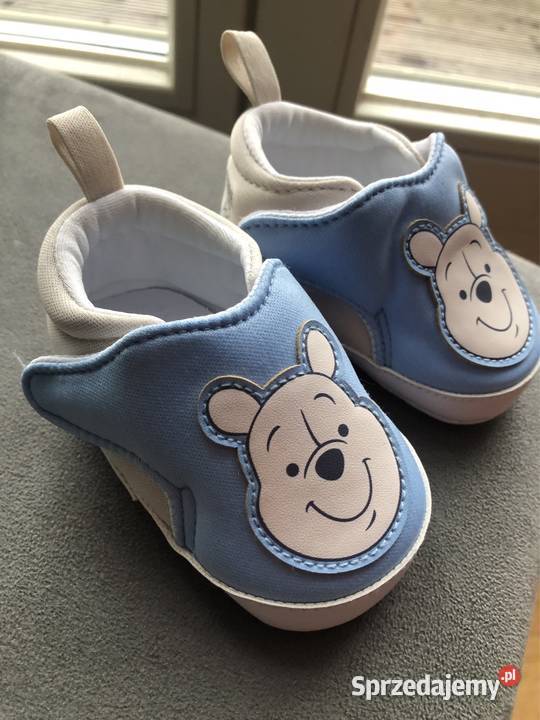 Buciki z Kubusiem Puchatkiem na rzep