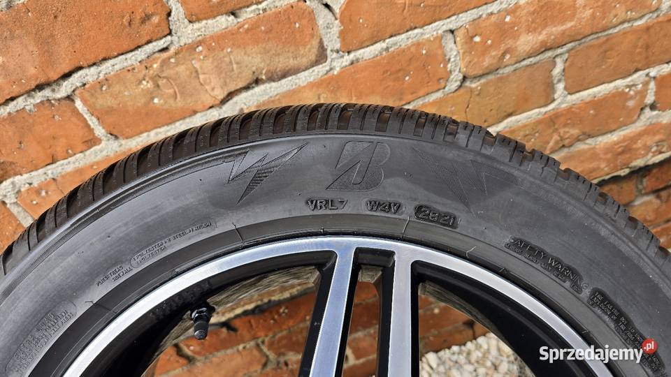 Koła zimowe opony 24550R18 felgi Mercedes AMG Samochodowe