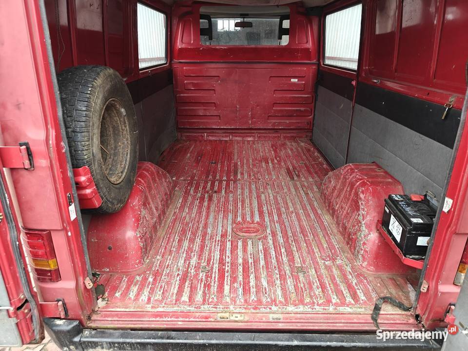 Mercedes MB100 24d silnik pali uszkodzona Napęd tylna oś Mercedes-Benz Przytyk