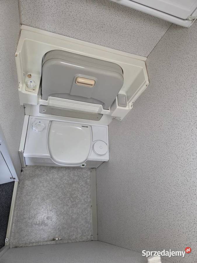 Delta zadbana dmc 1000 przedsionek markiza VAT marża Czarków