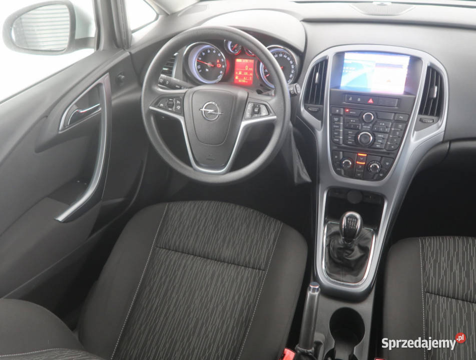 Opel Astra 14 T Bielany Wrocławskie