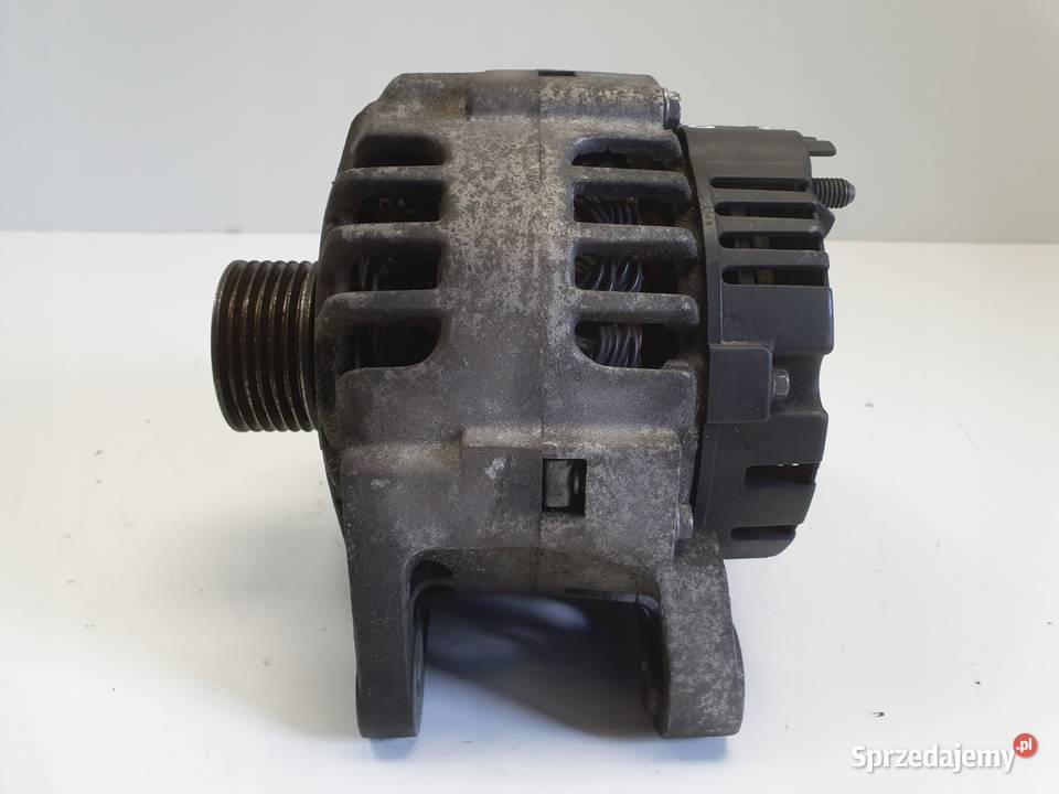 Renault Laguna II 18 16V ALTERNATOR 8200153710 osobowe Janów