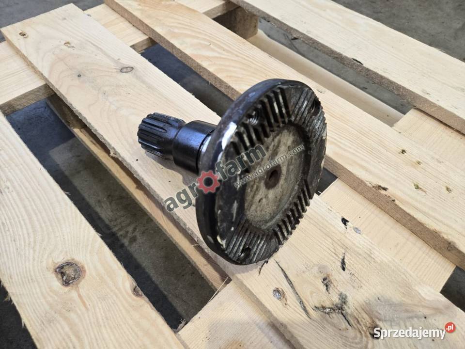 Półoś przedniej osi Fendt 936 939 922 930 927