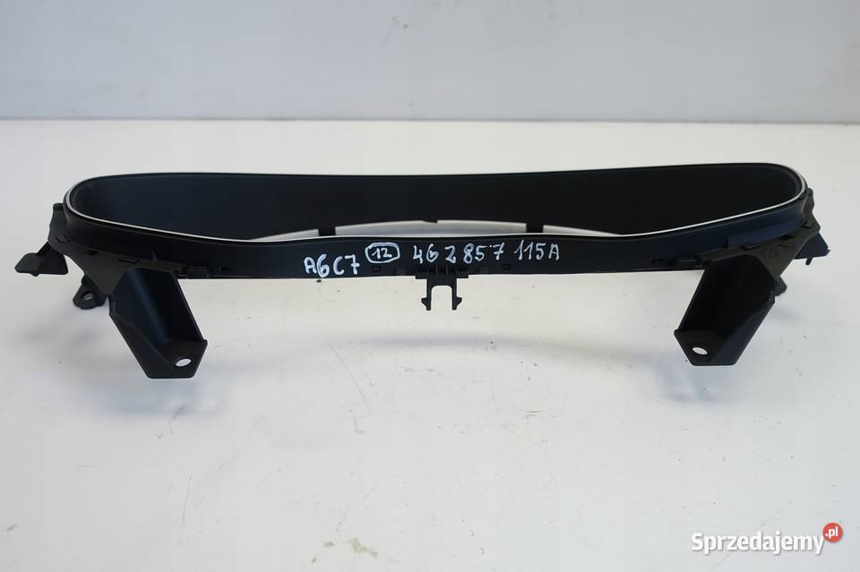 Audi A6 C7 RAMKA OBUDOWA OSŁONA LICZNIKA zegarów sprzedam