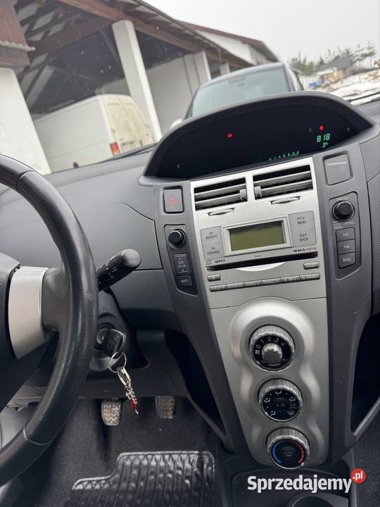 Toyota yaris 13 B grama rdzy centralny zamek Tarnów