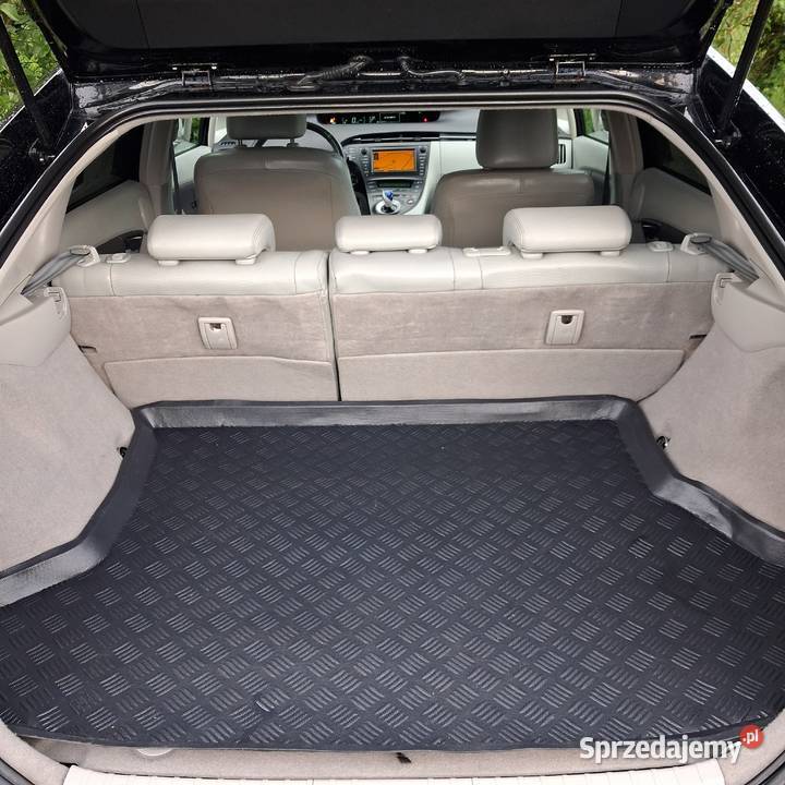 Toyota Prius III 18 Skóra Alu17 Xenon Kamera elektrochrom. lusterko wst.