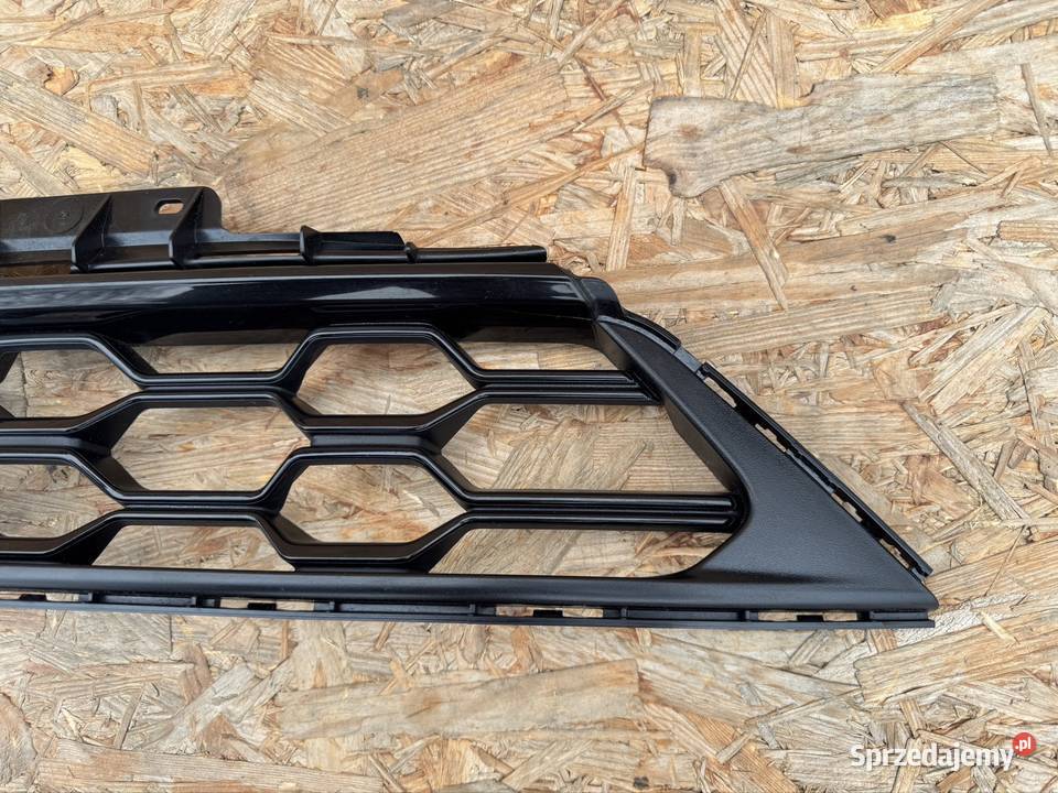 Środkowa kratka zderzaka przód Ford puma mk2