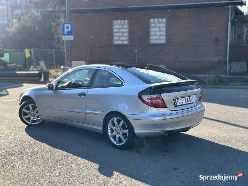 Mercedes C180 W203 polift zadbany bez rdzy klima