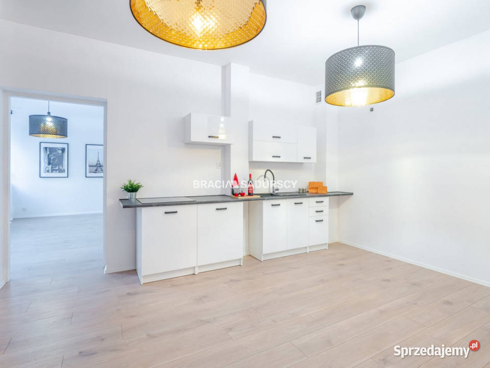 Mieszkanie 4017m2 Kraków Jerzego Szablowskiego Rok budowy 2003