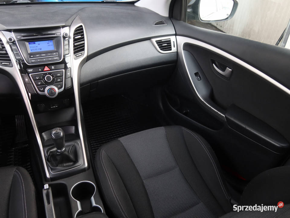 Hyundai i30 14 CVVT światła przeciwmgielne Katowice