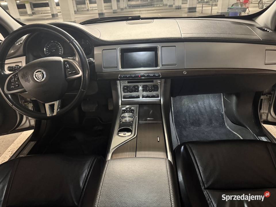 Jaguar XF zadbany w pełni sprawny komfortowy i Warszawa