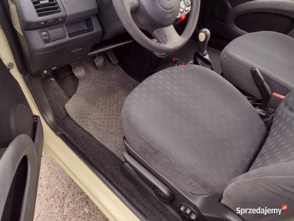 Nissan Micra K12 12 Benzyna 2004 Micra Jasło