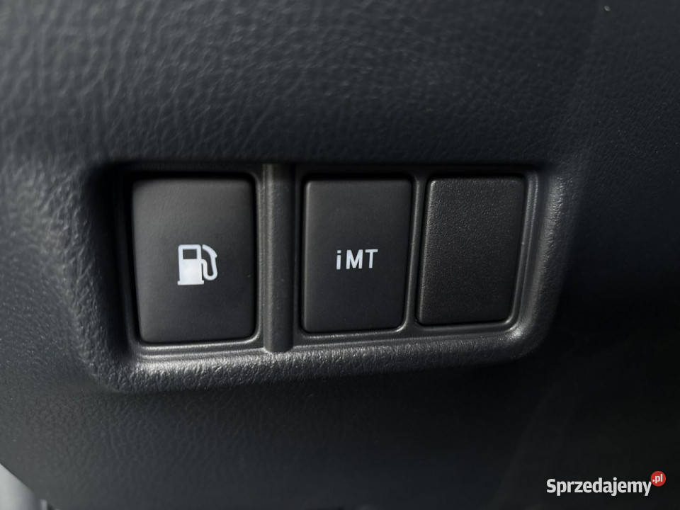 Toyota CHR 12 T 116 PREMIUM salon Polska