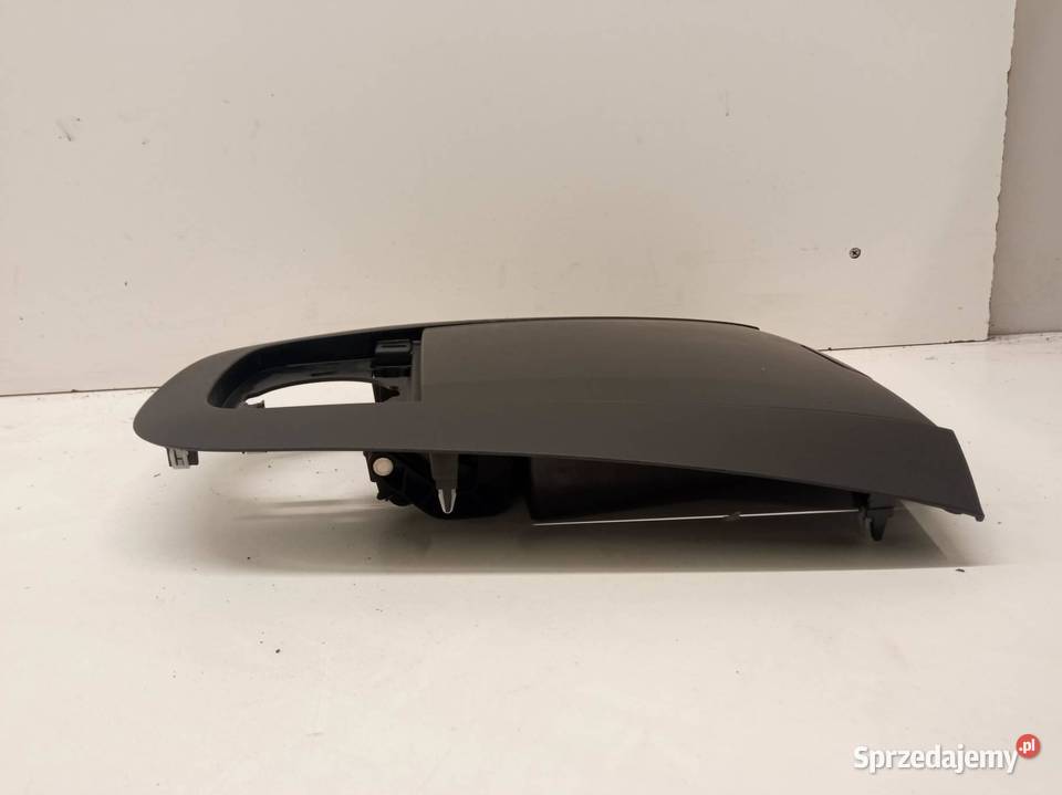 SCHOWEK ŚRODKOWY DESKI GÓRNY EM2BR13549AMW Ford świętokrzyskie