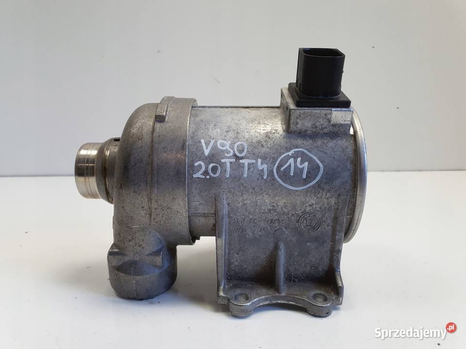 Volvo V90 20 T T4 TURBO POMPA WODY 31368715