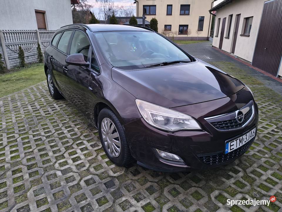 Opel Astra J 17 CDTI Klima Tomaszów Mazowiecki
