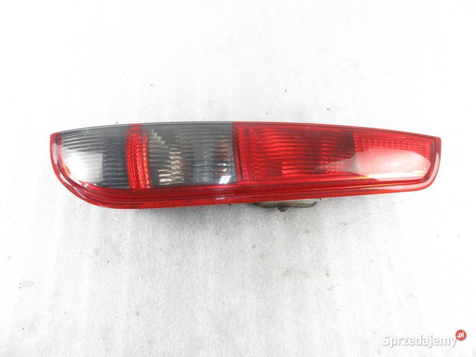 LAMPA PRAWA TYLNA FORD FOCUS MK2 II Turnier osobowe