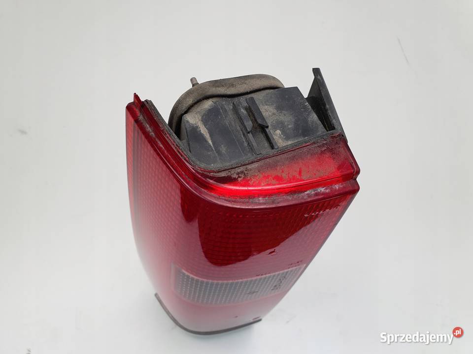 Volvo V70 I XC70 9600r TYLNA LAMPA LEWA lewy tył osobowe Chełm