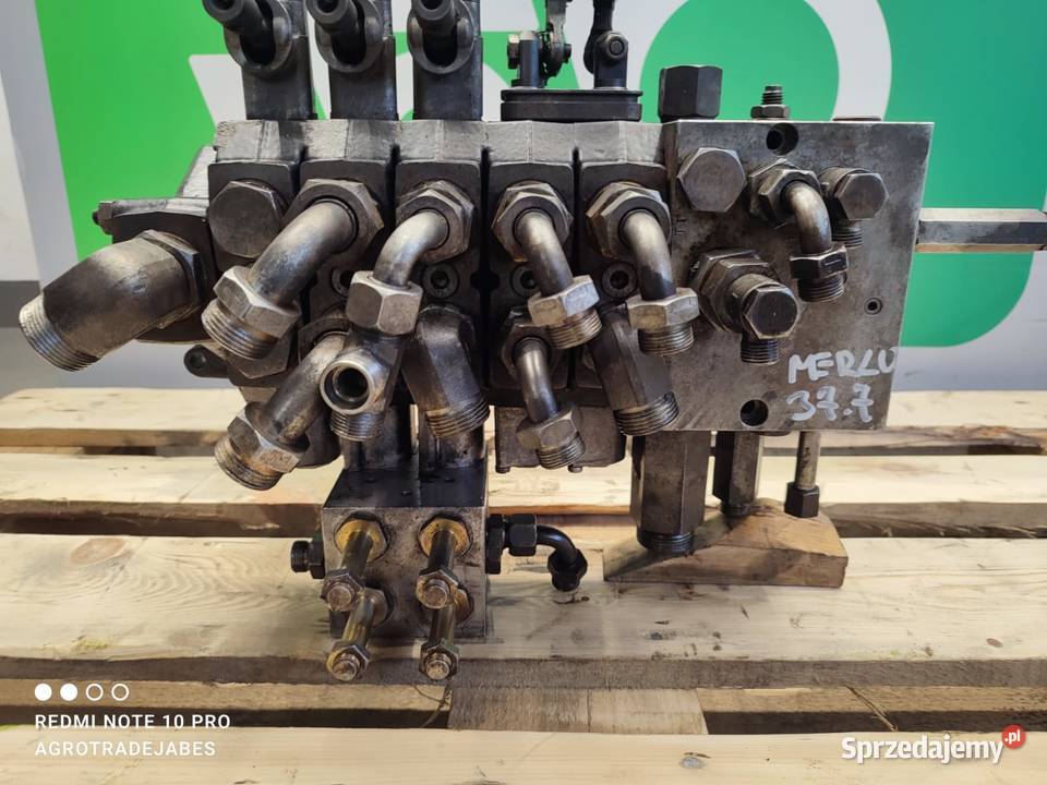 Rozdzielacz hydrauliczny MERLO 377 KT wielkopolskie Wilkowo