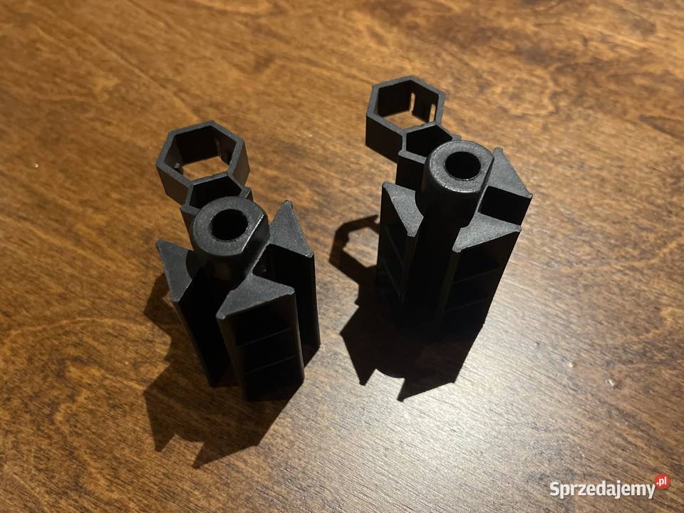 mocowanie płyty bagażnika bmw e60 7132300 bmw oe Mocowania Ruda Śląska sprzedam