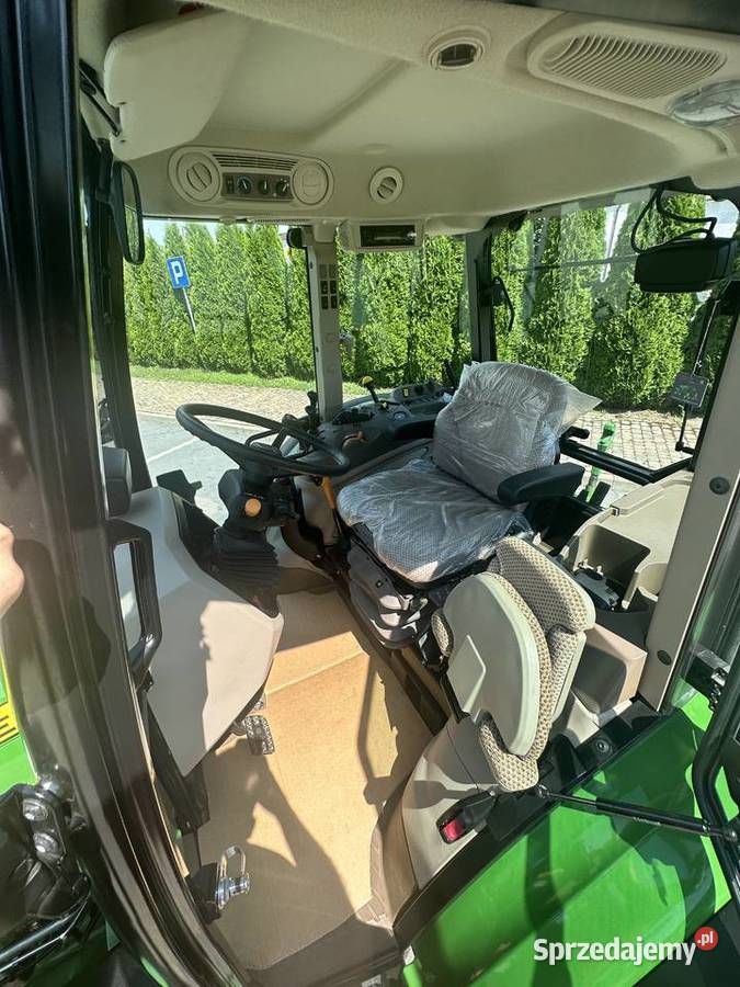 John deere 5100 z ładowaczem Nur
