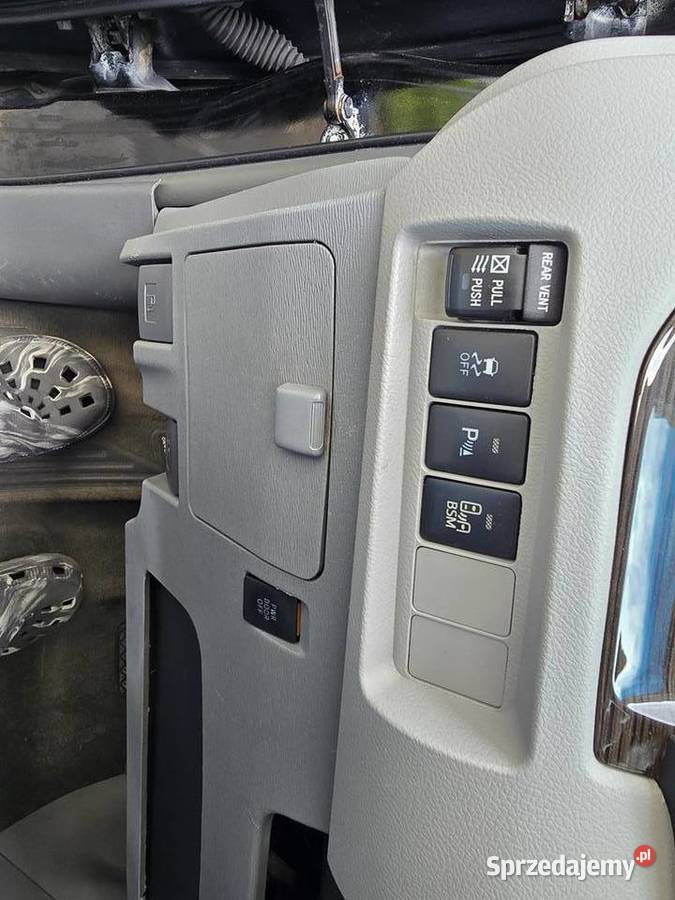 TOYOTA SIENNA 2015 8 os Ceramika Lift 3 LPG 76L Warszawa